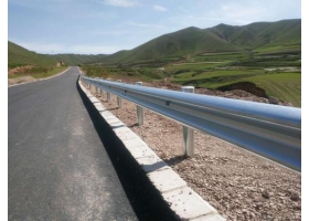 桂林市公路波形护栏工程